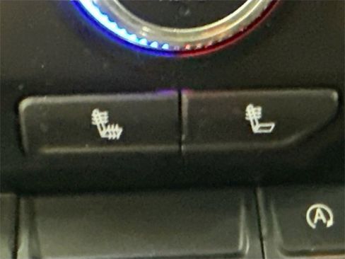 Used 2021 GMC Sierra 1500 Elevation image 16