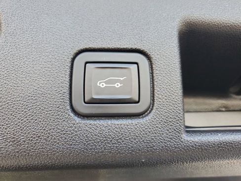 Used 2024 Chevrolet Equinox LT image 10