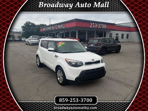 Used 2016 Kia Soul FWD image 1