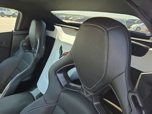 Used 2019 Chevrolet Corvette Z06 RWD image 7