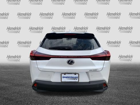 Used 2020 Lexus UX 200 w/ Premium Package image 9