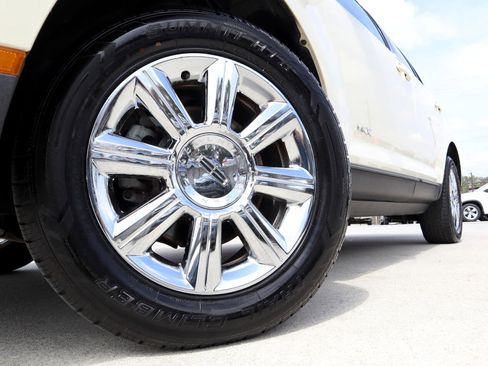 Used 2007 Lincoln MKX FWD image 25