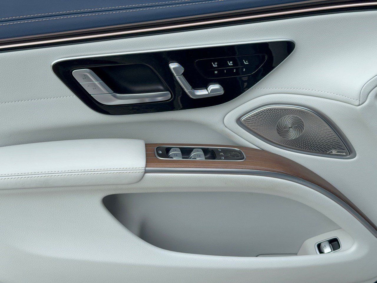 Certified 2023 Mercedes-Benz EQS 580 4MATIC Sedan image 14