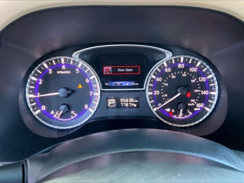 Used 2019 INFINITI QX60 Luxe w/ Essential Package image 25