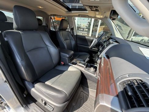 Used 2022 Toyota 4Runner Limited image 12