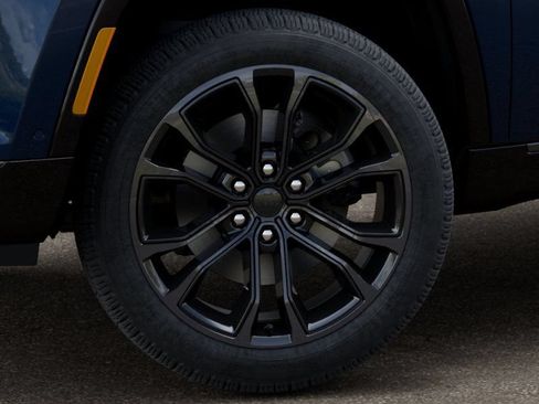 New 2026 Jeep Grand Wagoneer Summit AWD/4WD image 9