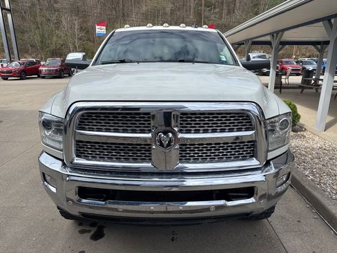 Used 2018 RAM 2500 Laramie w/ Snow Chief Group image 2