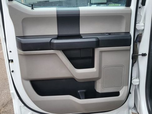 Used 2018 Ford F250 XL w/ Power Equipment Group RWD image 18