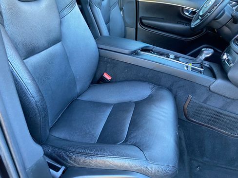 Used 2020 Volvo XC90 T6 Momentum image 53