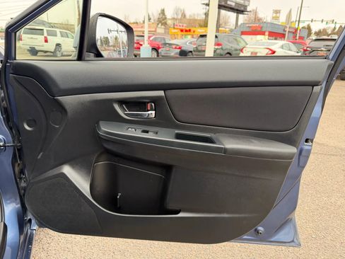 Used 2013 Subaru Impreza 2.0i Premium w/ All-Weather Pkg image 17