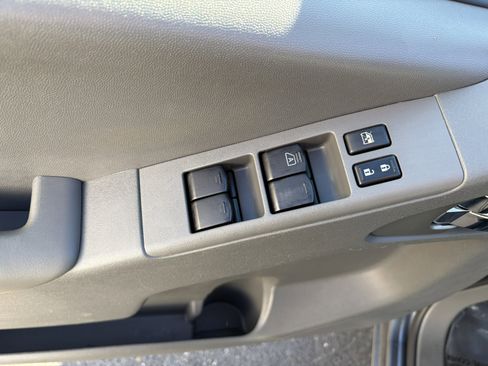 Used 2019 Nissan Frontier SV image 15