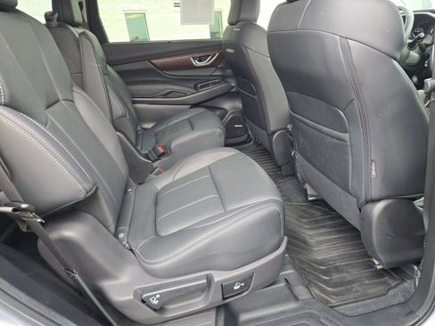 Certified 2025 Subaru Ascent Touring w/ Popular Package #1 image 9