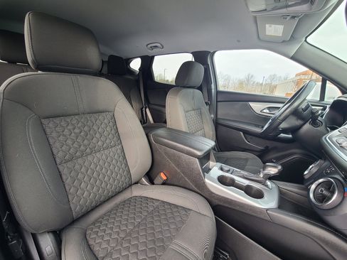 Used 2020 Chevrolet Blazer LT image 25
