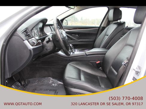 Used 2011 BMW 535i xDrive Sedan image 12