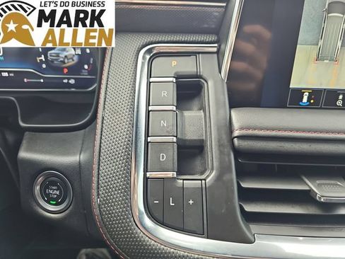 Used 2024 Chevrolet Tahoe RST w/ Luxury Package AWD/4WD image 15