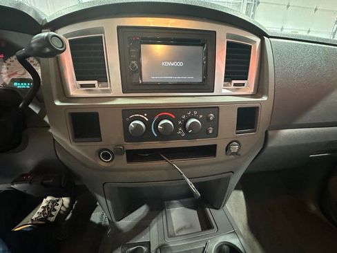 Used 2006 Dodge Ram 2500 Truck SLT w/ TRX4 Group image 16