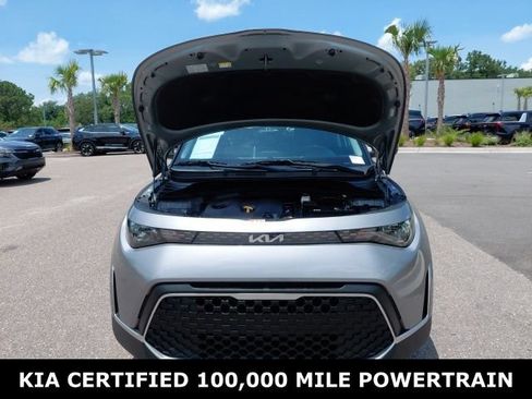 Certified 2025 Kia Soul LX w/ LX Technology Package FWD image 9
