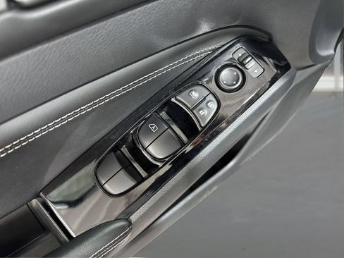 Used 2023 Nissan Altima 2.5 SV w/ SV Premium Package AWD/4WD image 31
