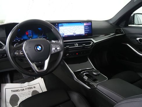 Used 2023 BMW 330i Sedan w/ Premium Package image 7