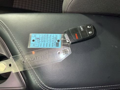 Used 2023 Dodge Challenger R/T image 23