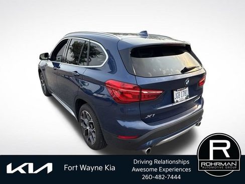 Used 2022 BMW X1 xDrive28i w/ Convenience Package AWD/4WD image 3