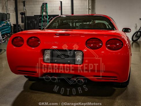 Used 1997 Chevrolet Corvette Coupe w/ Roof Pkg image 38