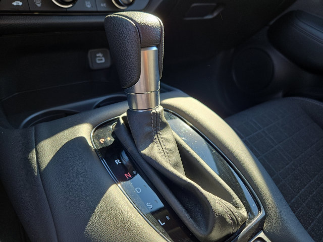 Used 2024 Honda HR-V LX image 13