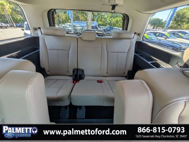 Used 2024 Ford Expedition XLT RWD image 15