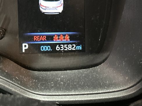 Used 2020 Toyota Corolla LE FWD image 11