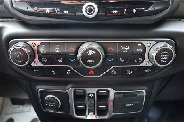 Used 2021 Jeep Wrangler Unlimited Sahara w/ Safety Group AWD/4WD image 19