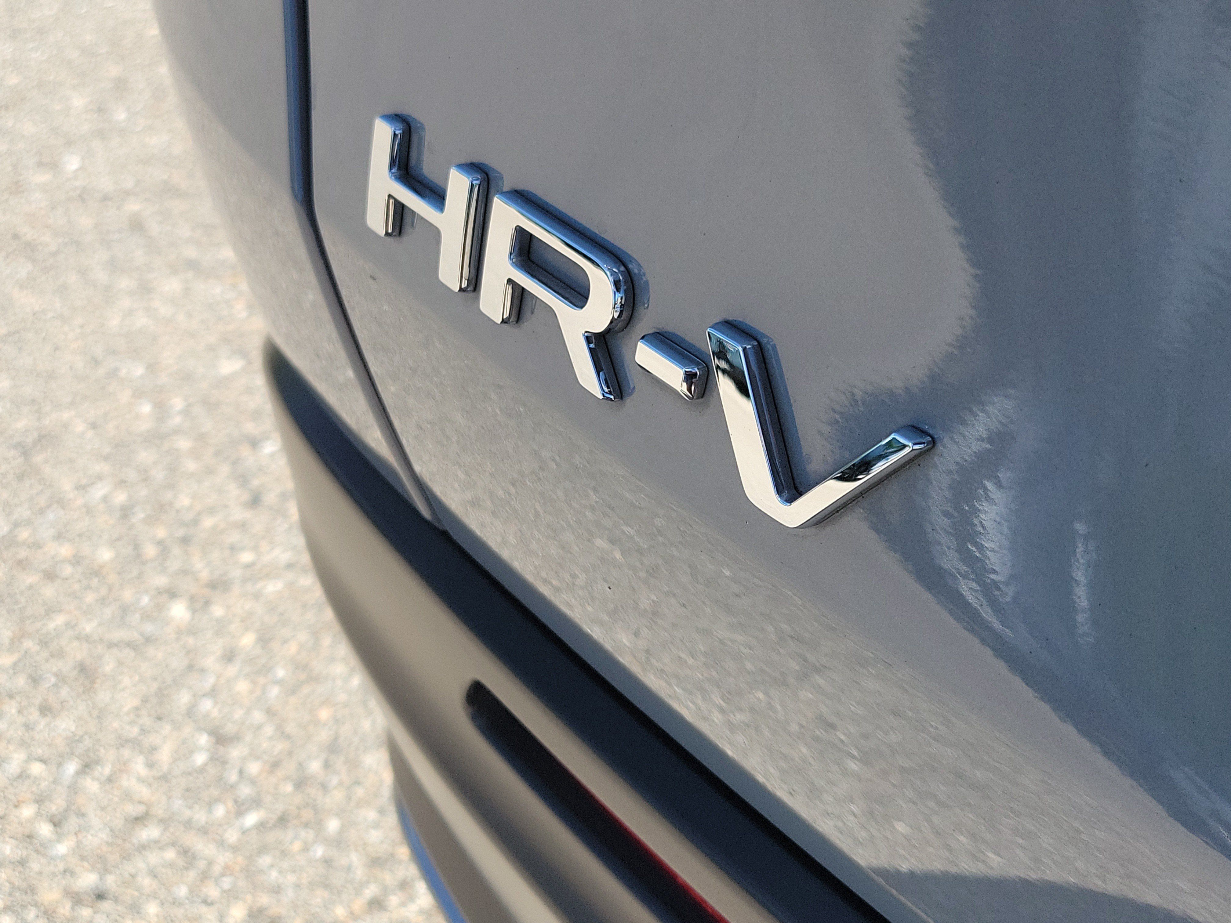 Used 2025 Honda HR-V Sport image 9