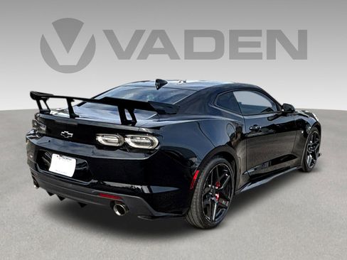 Used 2022 Chevrolet Camaro SS image 22