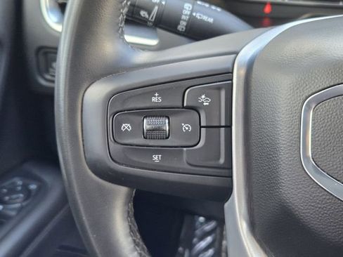 Used 2023 GMC Yukon SLE image 24