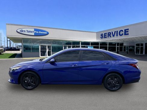 Used 2021 Hyundai Elantra SEL FWD image 5