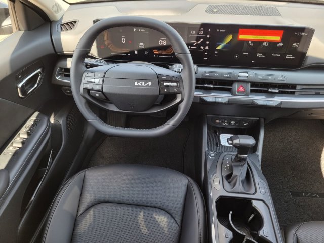 New 2026 Kia K4 EX FWD image 12
