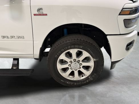 Used 2026 RAM 2500 Laramie AWD/4WD image 27
