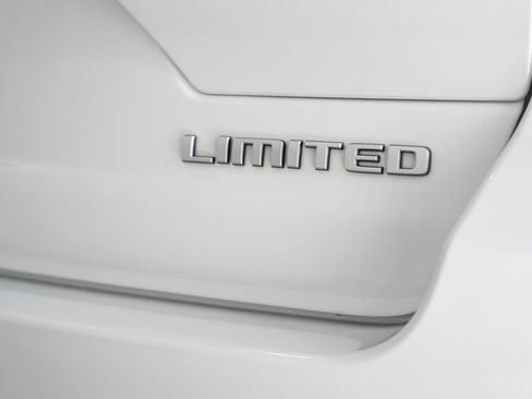 New 2025 Jeep Grand Cherokee Limited w/ MOPAR Finishing Package image 8