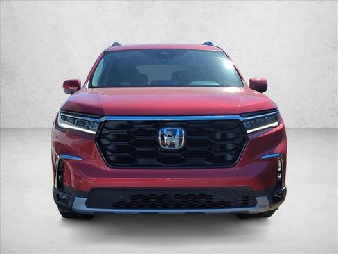 New 2025 Honda Pilot Touring image 6