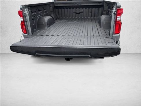 Used 2019 Chevrolet Silverado 1500 RST image 8