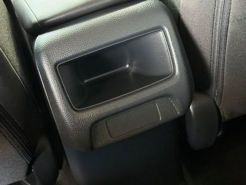 Certified 2025 Honda HR-V LX image 16