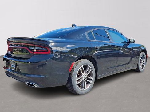 Used 2019 Dodge Charger SXT AWD/4WD image 6