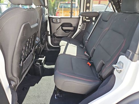 Used 2021 Jeep Wrangler Unlimited Rubicon w/ LED Lighting Group AWD/4WD image 25
