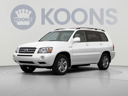 Used 2023 Toyota Highlander Bronze Edition