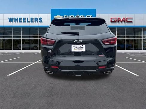 Used 2024 Chevrolet Blazer RS w/ Enhanced Convenience Package image 4