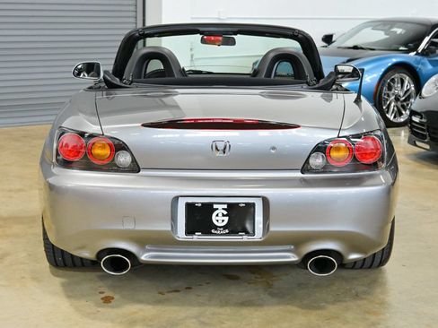 Used 2005 Honda S2000 image 15