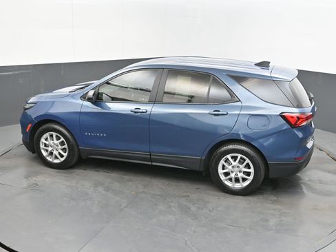 Used 2024 Chevrolet Equinox LS w/ LS Convenience Package FWD image 30