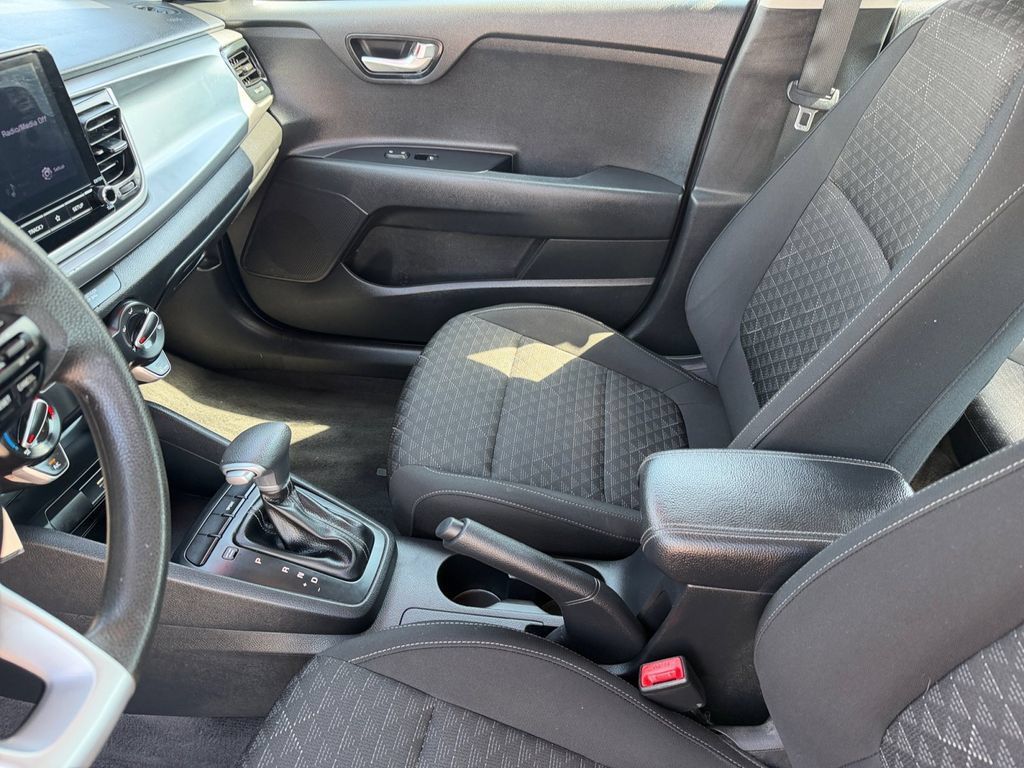Used 2021 Kia Rio S FWD image 12