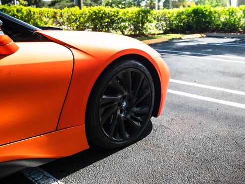 Used 2015 BMW i8 AWD/4WD image 13