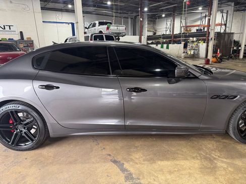 Used 2015 Maserati Quattroporte GTS RWD image 13