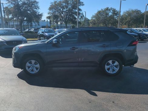 Used 2021 Toyota RAV4 XLE image 4